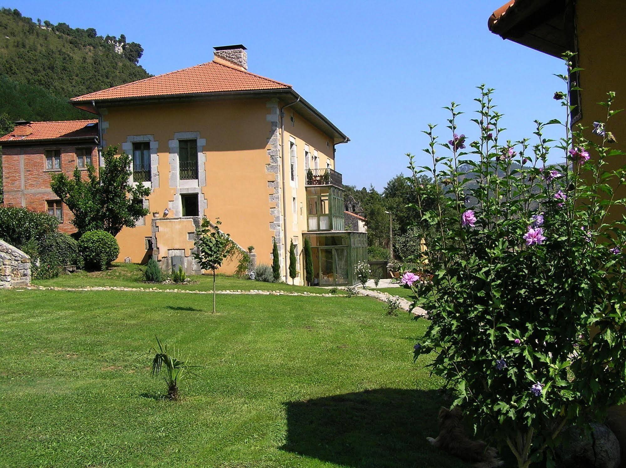 Hotel Villa De Palacios San Miguel de Aras Bagian luar foto